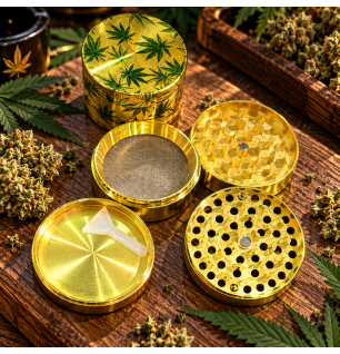 Grinder métal doré 4 parties – Broyeur à herbes avec tamis