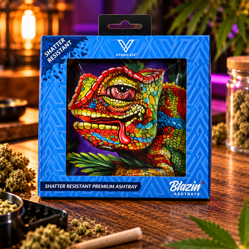 Petit cendrier carré en verre – V Syndicate Blazin’ Petit cendrier carré en verre – V Syndicate Blazin’